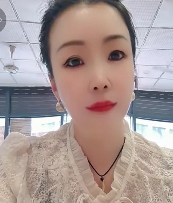 许敏来京北开会，金果子却带着人给这边打电话！令人意外的是，在许敏赴京参加