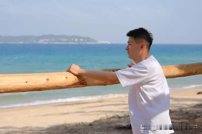 因挪车问题起纠纷女子扇男子两巴掌大连这起挪车纠纷可太闹心了。李女士车库被于林