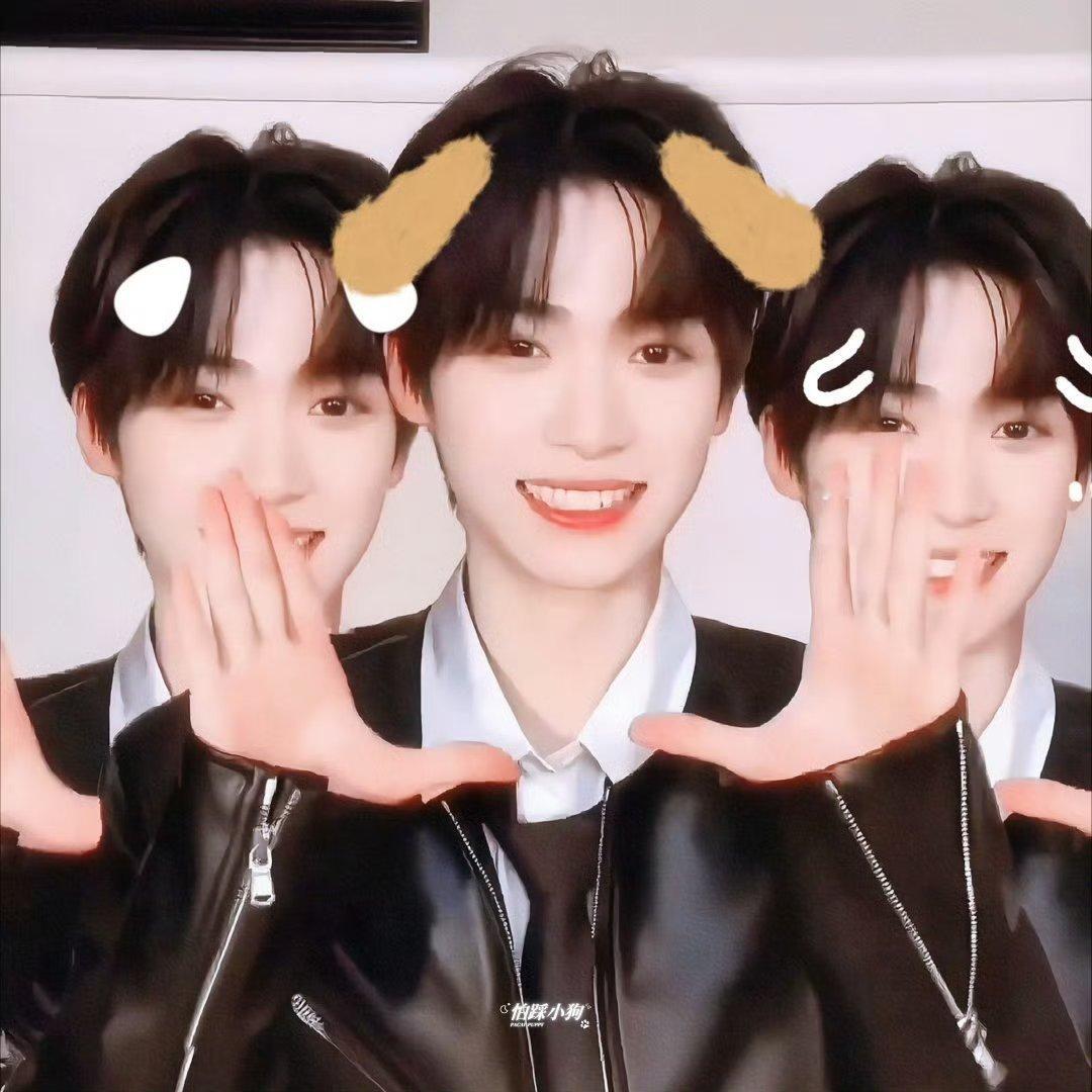 梓渝cha了上车摇让让！世萌一驾到​​​