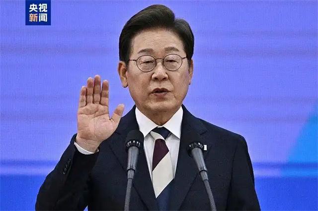 你敢信？日韩防长会谈结束后不久中国商务部两份公告就砸在了桌面上。李在明也没想到，