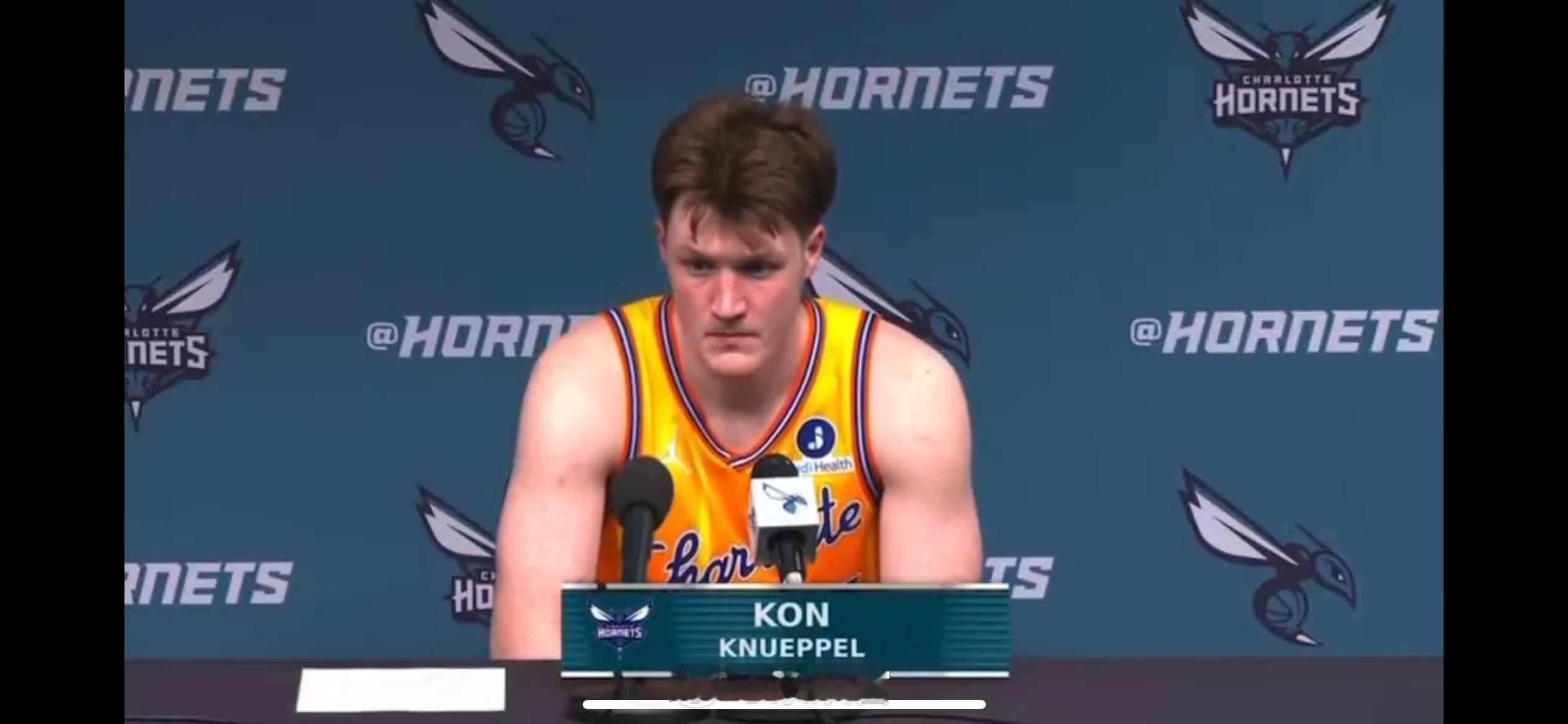 克努佩尔只用29场比赛就投中100记三分，为NBA菜鸟的史上最快，放到整个生涯，