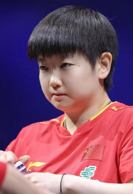 莎莎凌晨返场！把快乐给大家，悲伤自己扛！莎莎的比赛结束在凌晨两点。粉