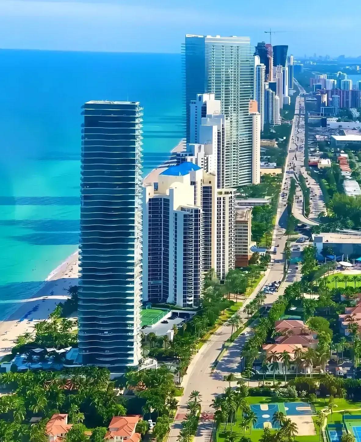 我八十年代末大学毕业，一纸分配，便把我这枚无足轻重的卒子，塞进了琼州海峡的渡轮，