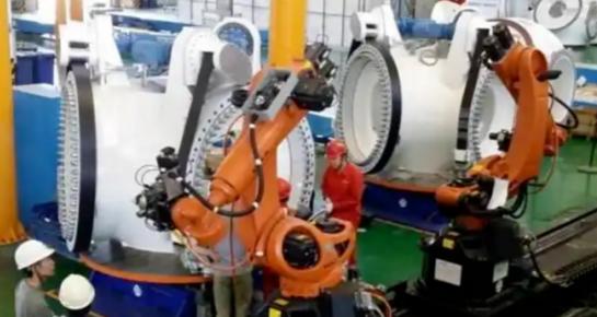 一位日本华人曾表示“高端轴承、精密仪器、传感器、机器人减速器、碳纤维、光刻胶以及