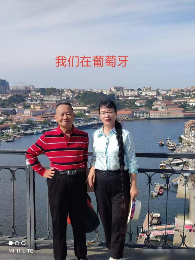 家人们，我在我们小区发现一件怪事，好奇好几天了！有辆丰田越野车，几乎每晚回来