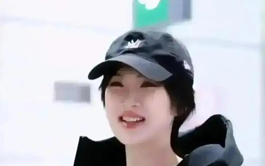 54万罚单买教训姚安娜剧组被横店按分钟罚，3000块一分钟，一顿夜宵吃掉5