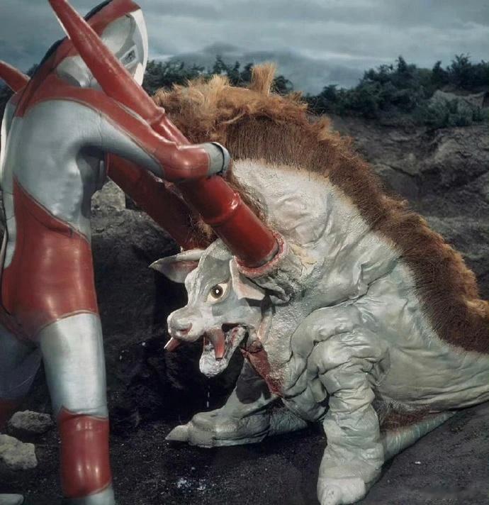 奥特曼次元整活好有意思奥特曼杰克奥特曼剧照和欧布奥特曼剧照​​​