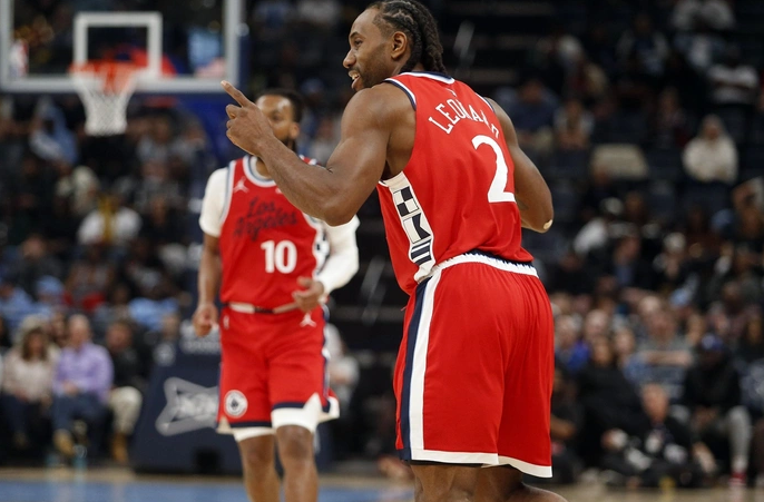 据快船记者JustinRusso报道，当达里厄斯-加兰与科怀-伦纳德同时在场时