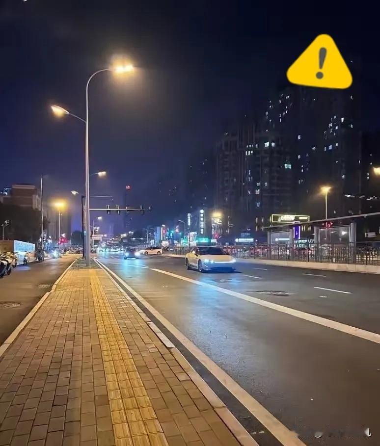 今天就是7月30号了。我奉劝各位一句：从中午到下午六点之前，能不出门，就别出门。