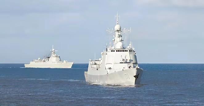 为什么现在不急着武统台湾，反而重点布局黄岩岛？这就是中国的战略智慧，黄岩岛一旦建