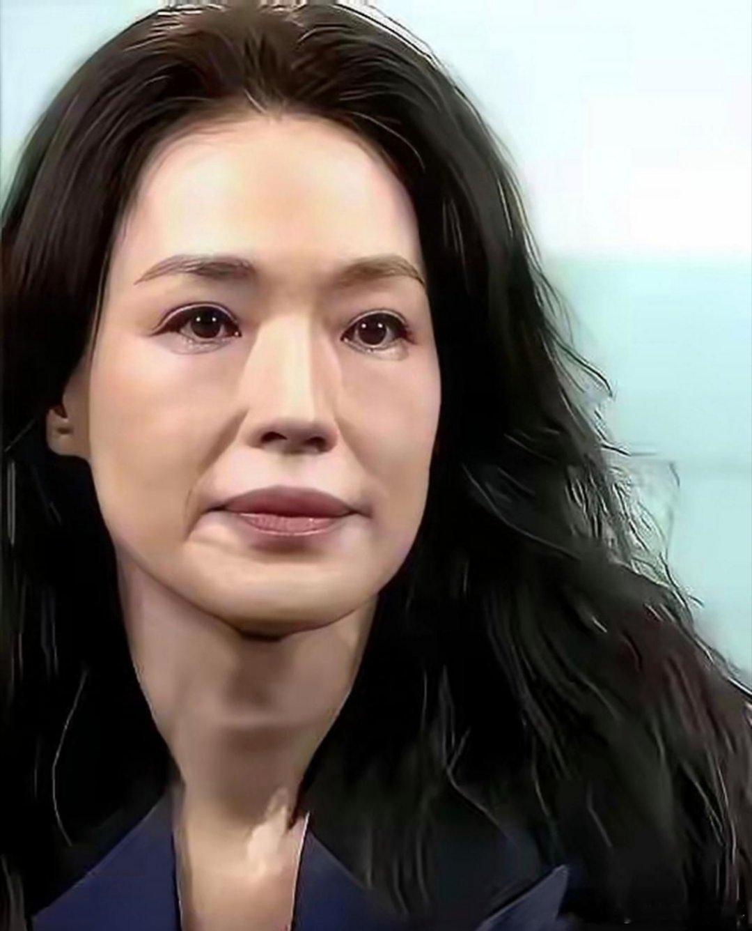 舒淇，居然也求子九年。外界都以为她丁克，她却在郑裕玲的节目上全说了。40岁到49