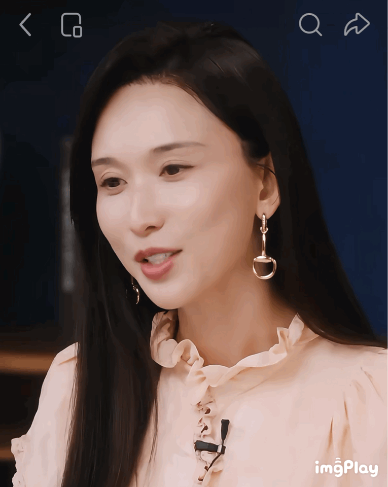 林志玲容貌和气质都大不如前了林志玲近照说实话我没认出来[笑着哭][笑着哭]…​​​