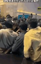 在印度，真是够奇葩的了，哪怕是一个女明星，在众目睽睽之下，都很难保证自己的安全，