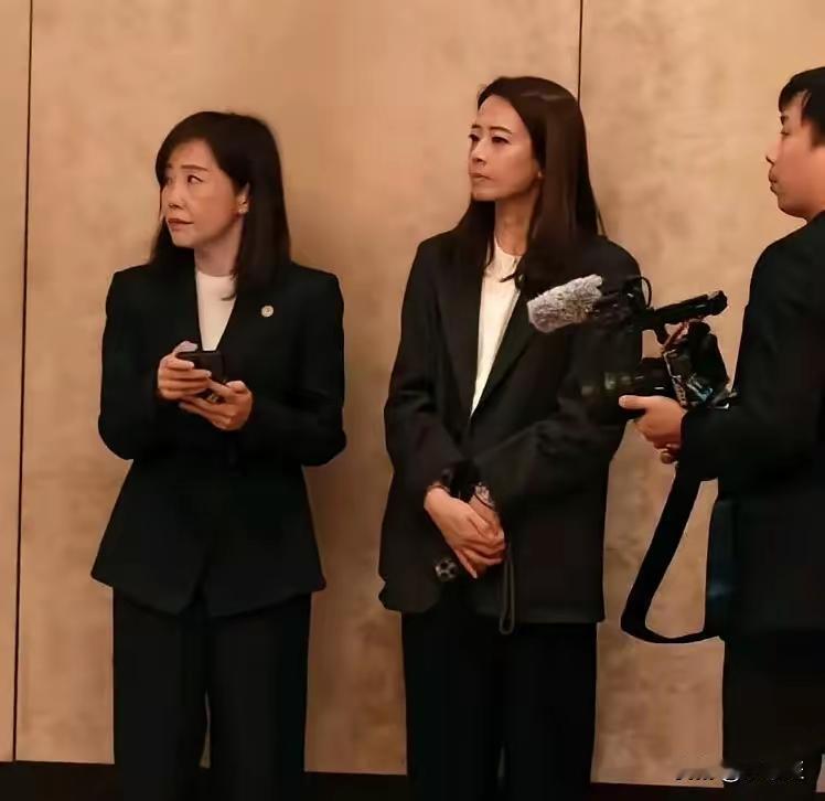 战战兢兢赴北京，这份两岸真心，值得所有人点赞4月10日人民大会堂东大厅，一