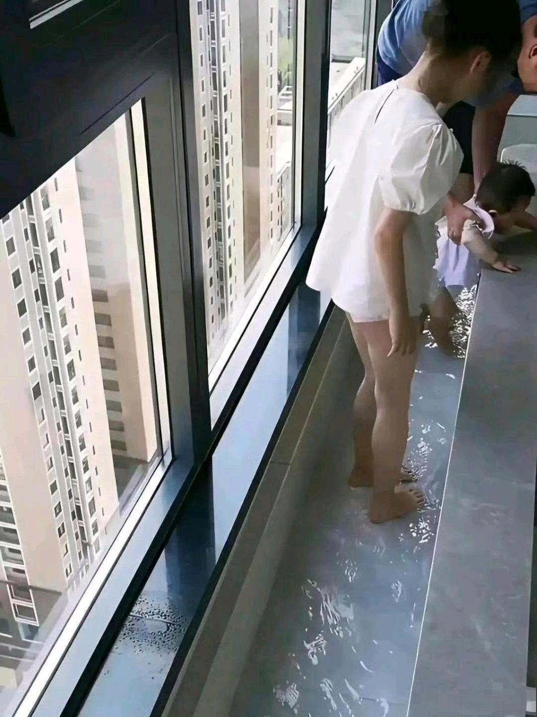 买到楼下的人家估计肠子都悔青了，为什么会有这种人啊，无语了