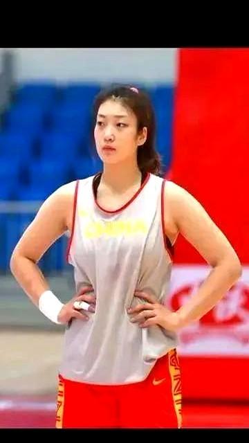 国家女篮不能没有李梦昨晚，国家女篮在热身赛战胜日本女篮，日本队是有多名主力没
