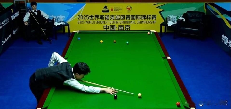 拼尽最后一颗子弹！江俊“勇”晋16强。同是2023-2024赛季，WST的年度