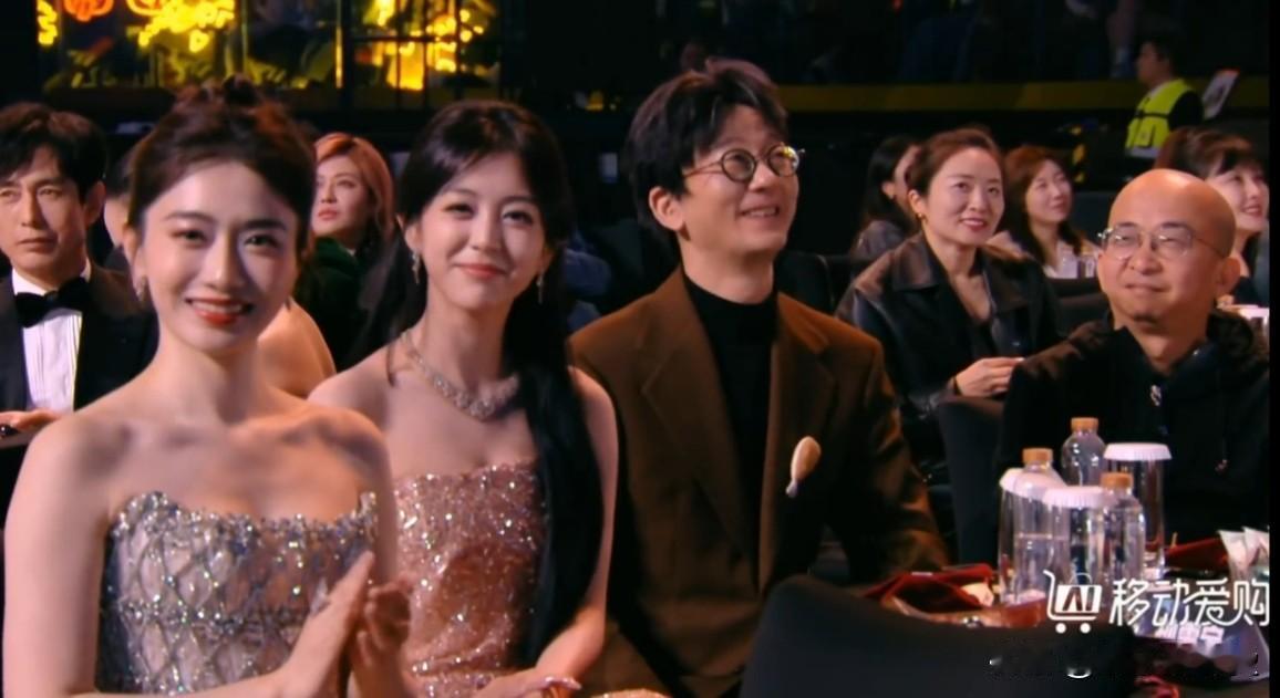 昨晚，爱奇艺尖叫之夜，唐诡之长安主创和主演杨志刚杨旭文分别获奖，但是网友却吐槽爱