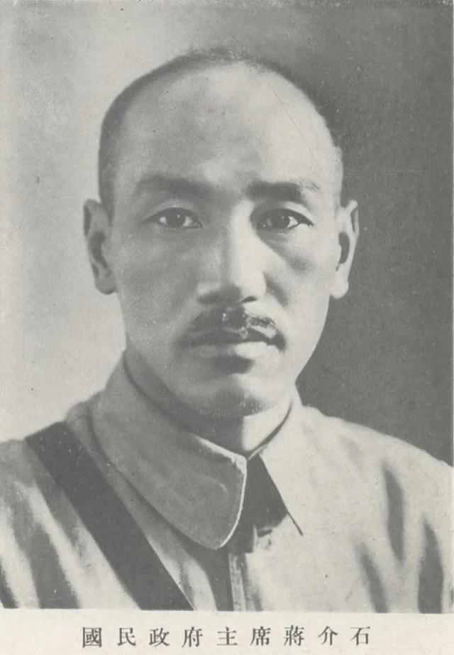 徐永昌回忆初见蒋介石……等火车进站，才知道来的是蒋介石。白崇禧对着车
