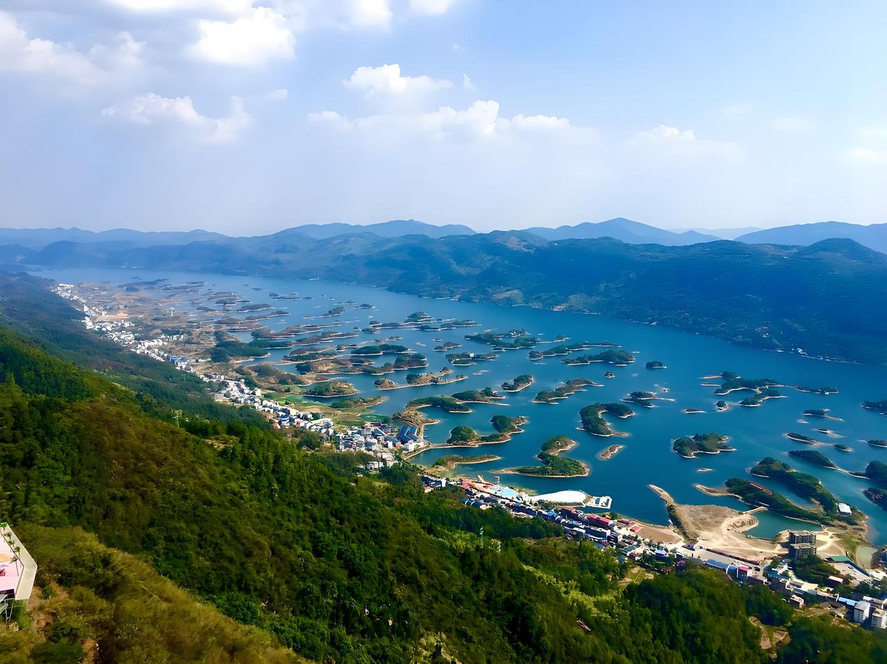 湖北省黄石人口最多的区是阳新县。在黄石市各县市区人口数量排行里，阳新县以90万人