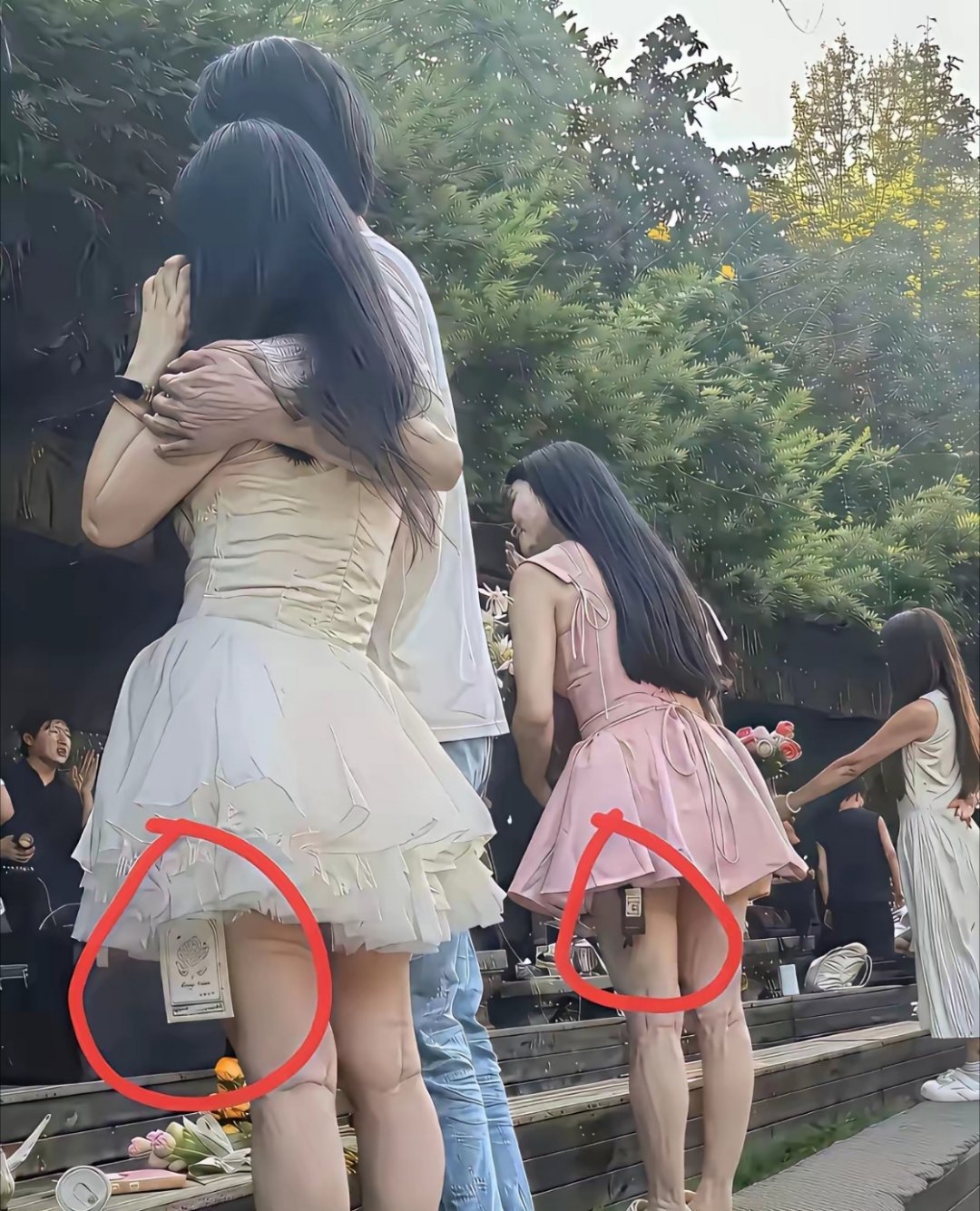 再大的吊牌也拦不住白嫖党。可我有一个灵魂拷问：你们穿的衣服……不洗的吗？新衣服到