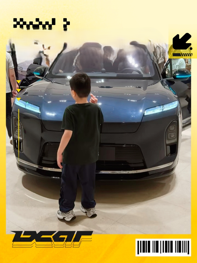 蔚来新ES8真实体验分享，优缺点大揭秘！先讲讲优点：1. 空间超宽敞：车长5