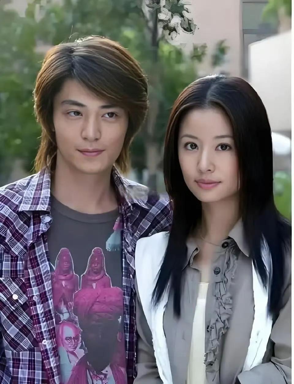 最近林心如在《再见爱人》观察室的一番坦诚分享，让不少网友都惊掉了下巴——原来她和