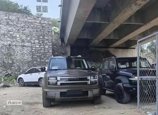 老百姓眼中的国产车:1、吉利→扎实似大众2、长安→舒适似日产3、红旗→豪华