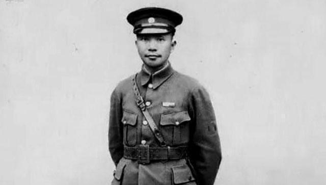 1943年，新四军活捉了国民党副总司令韩德勤，陈毅愁眉不展，想装作不认识放他走，