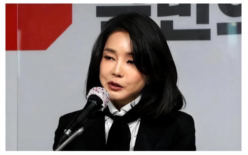 1月8日，刚刚回国不久的总统李在明没有任何寒暄铺垫，直接亮出“铁腕”第一招——将