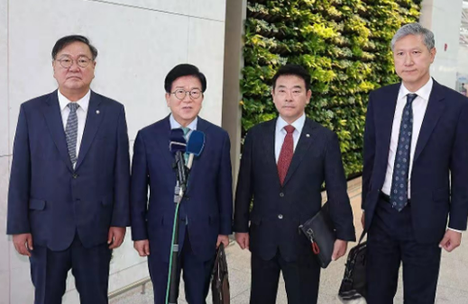 韩国特使团抵达北京，下飞机的第一句话不简单，中方回应很干脆​​“希望中韩关系回