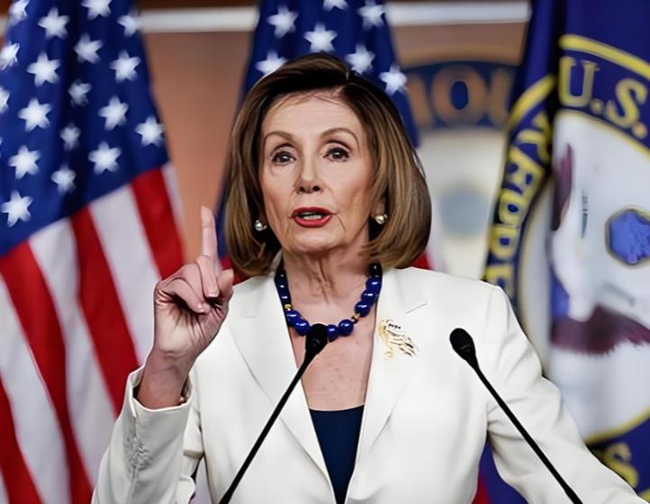 美国前众议长佩洛西今天发文说：“特朗普总统决定对伊朗发动军事行动，这开启了另