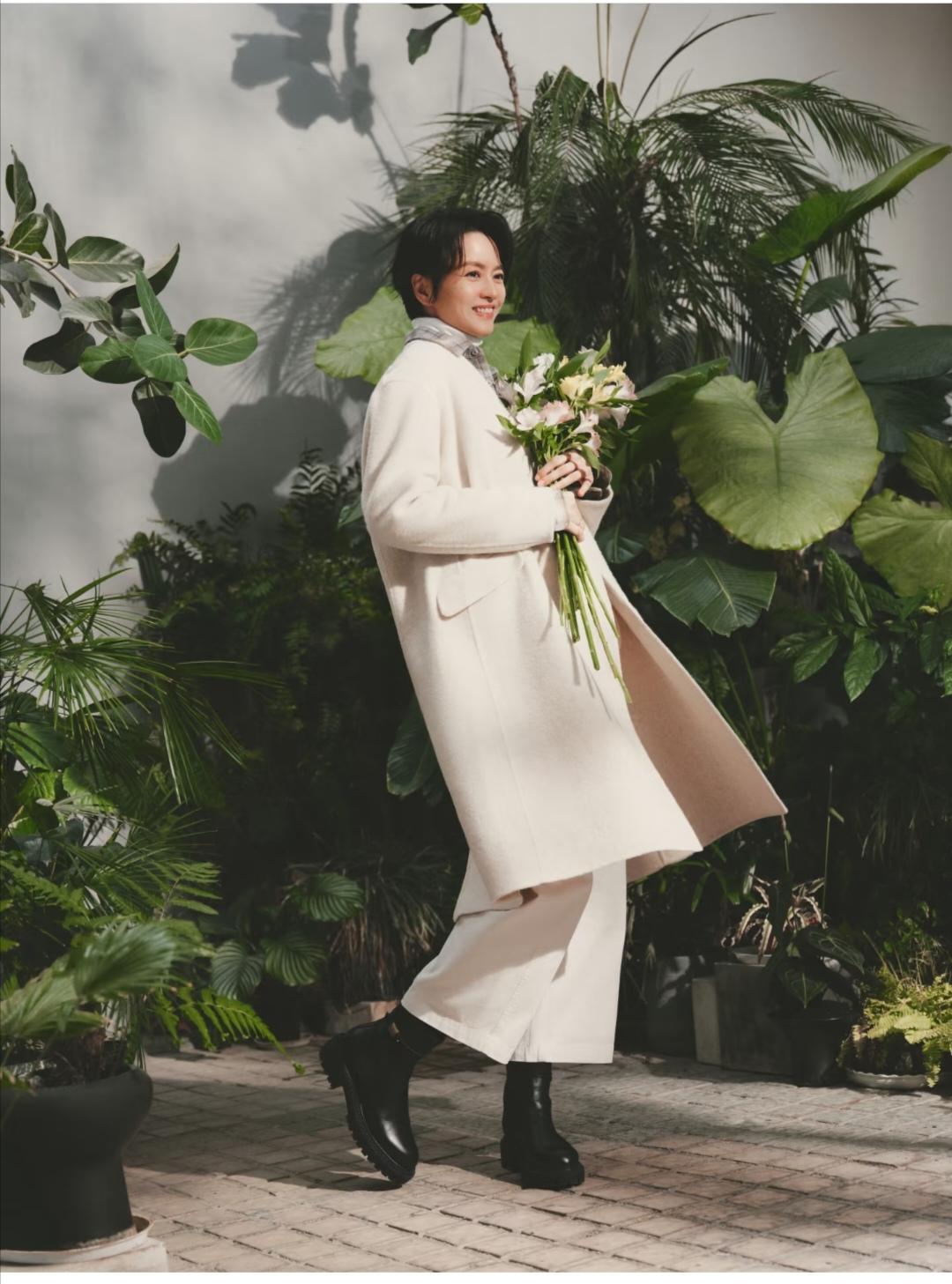 梁咏琪，这样的穿搭你喜欢吗？