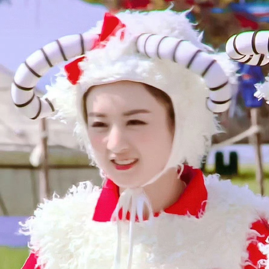 赵丽颖以前真的跟个小手办一样可爱，现在还有人叫她颖宝吗？