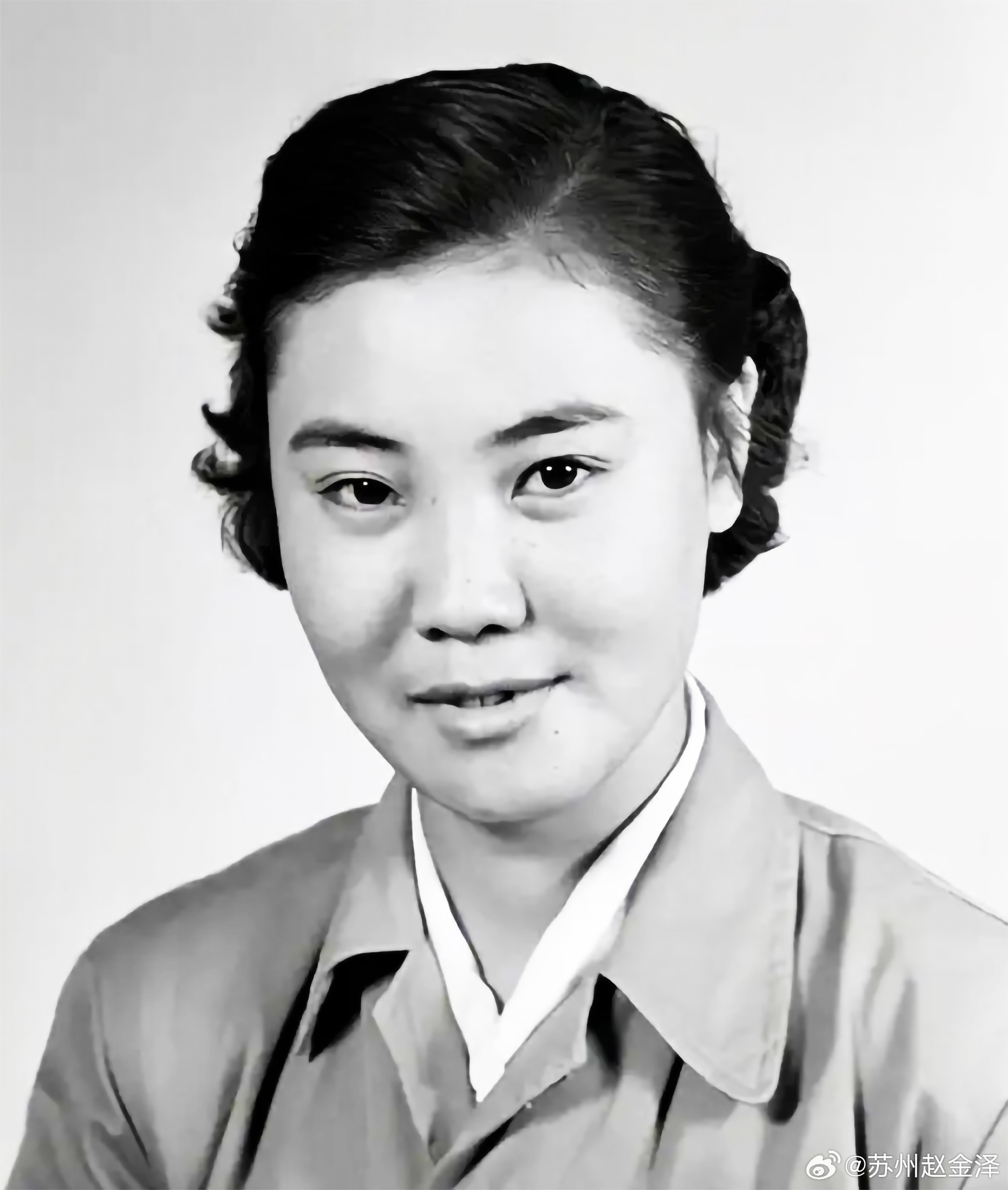 人民艺术家郭兰英逝世“一条大河波浪宽，风吹稻花香两岸”，一代人的时代歌声，就此落