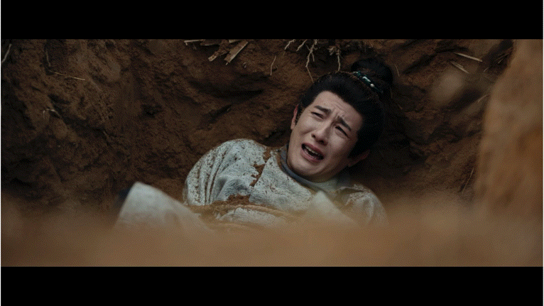 季肖冰在《唐诡3》里简直是事业脑的标杆啊！他演的颜君羡，表面看着软弱可欺，实则心