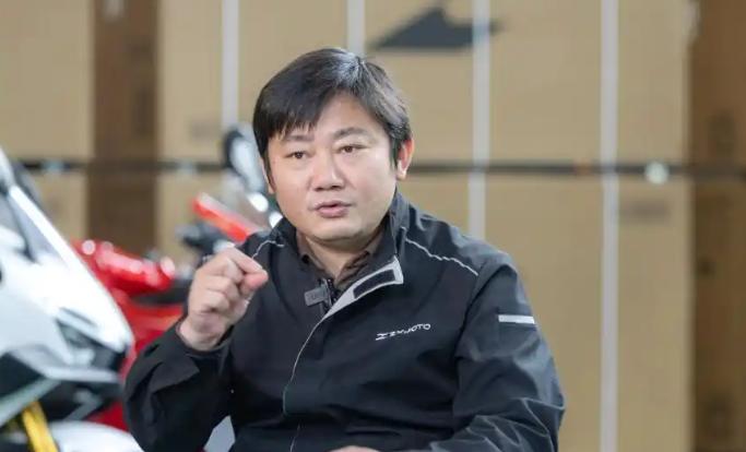张雪拒绝收购凯越：我不会买它，我要留着它共同对抗国际品牌。不搞私人复仇，不趁机吞