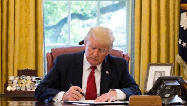 金正恩拒收特朗普亲笔信，美国总统丢了面子，竟然一点脾气都没有据专注朝鲜报道的美