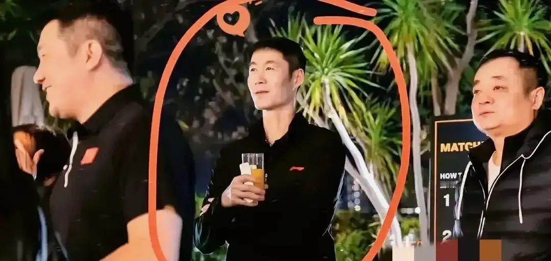 主力快累趴了。孙颖莎、王楚钦这些顶尖选手，比赛一场接一场，身体扛不住，退赛了。结