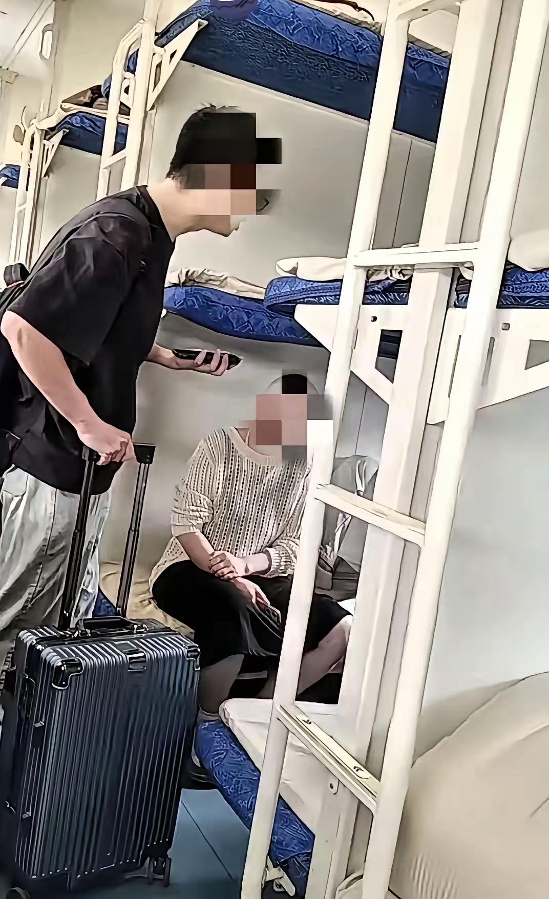 没有对错。如果你让了，说明您内心更善良更包容更原意助人为乐，你也会更幸福。