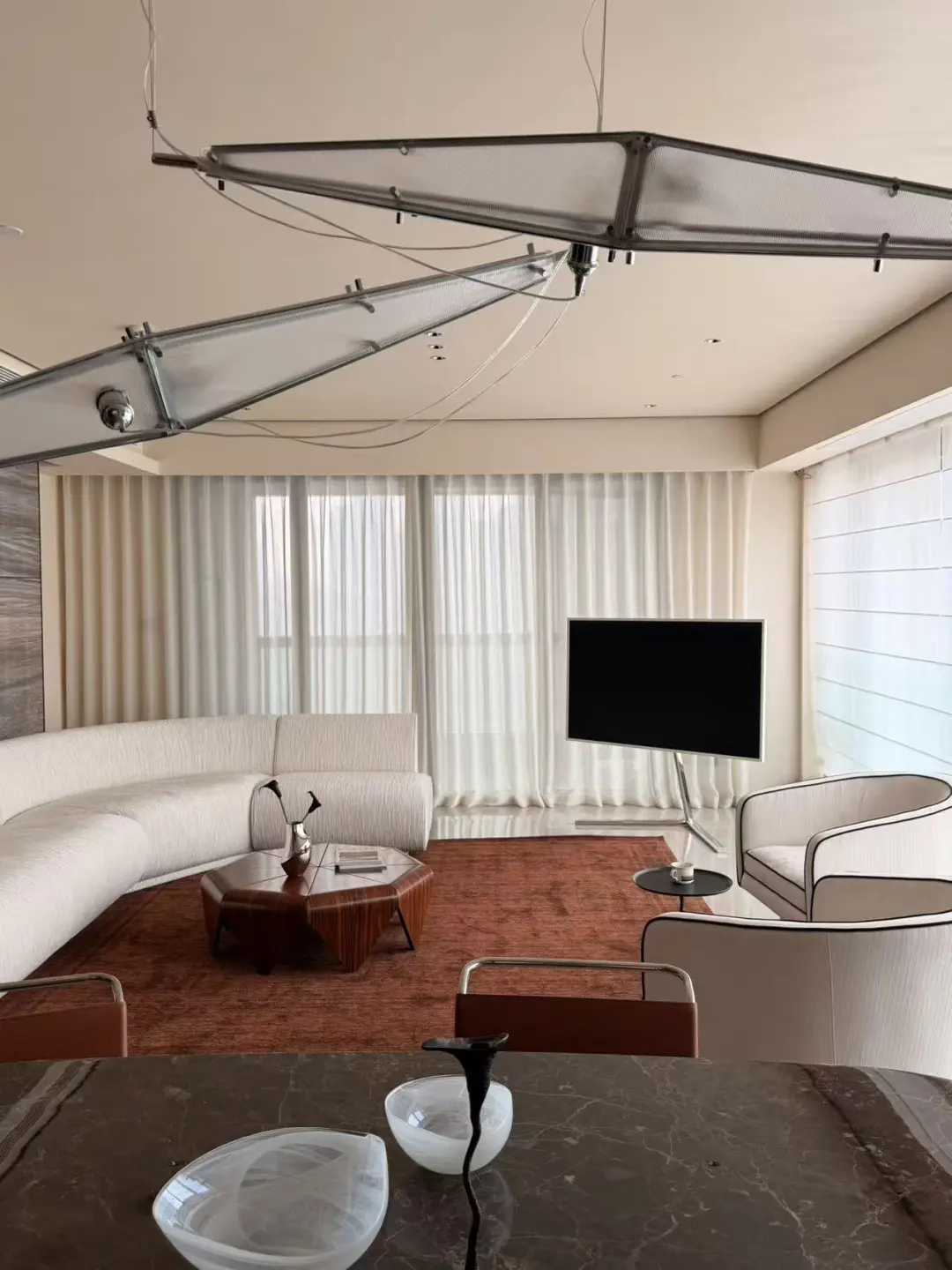 红棕配色杀疯了！ 把家变成行走的质感画报