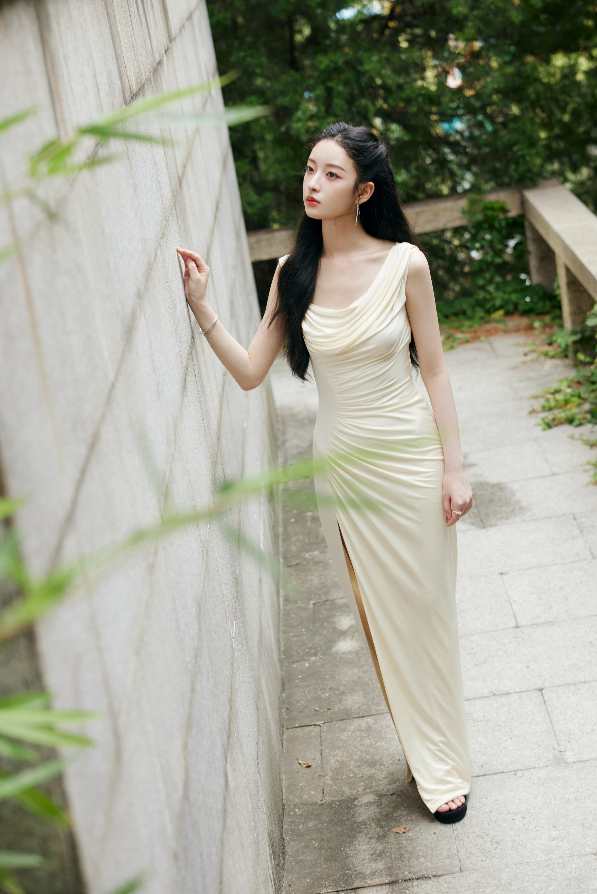 杨舒伊，清新怡人，浅笑嫣然​​​