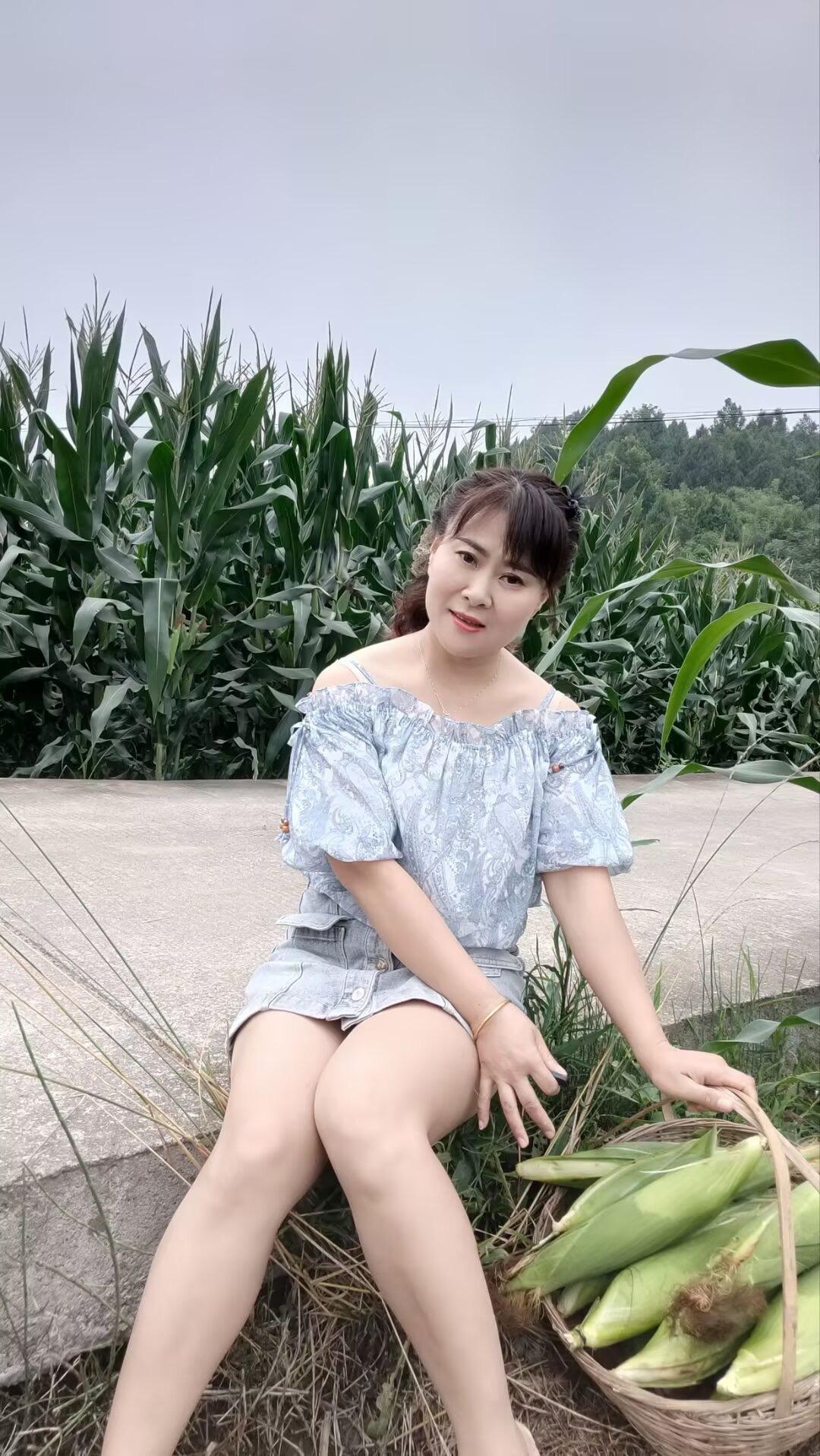 我是玉米壳你是玉米，一层一层裹住你…