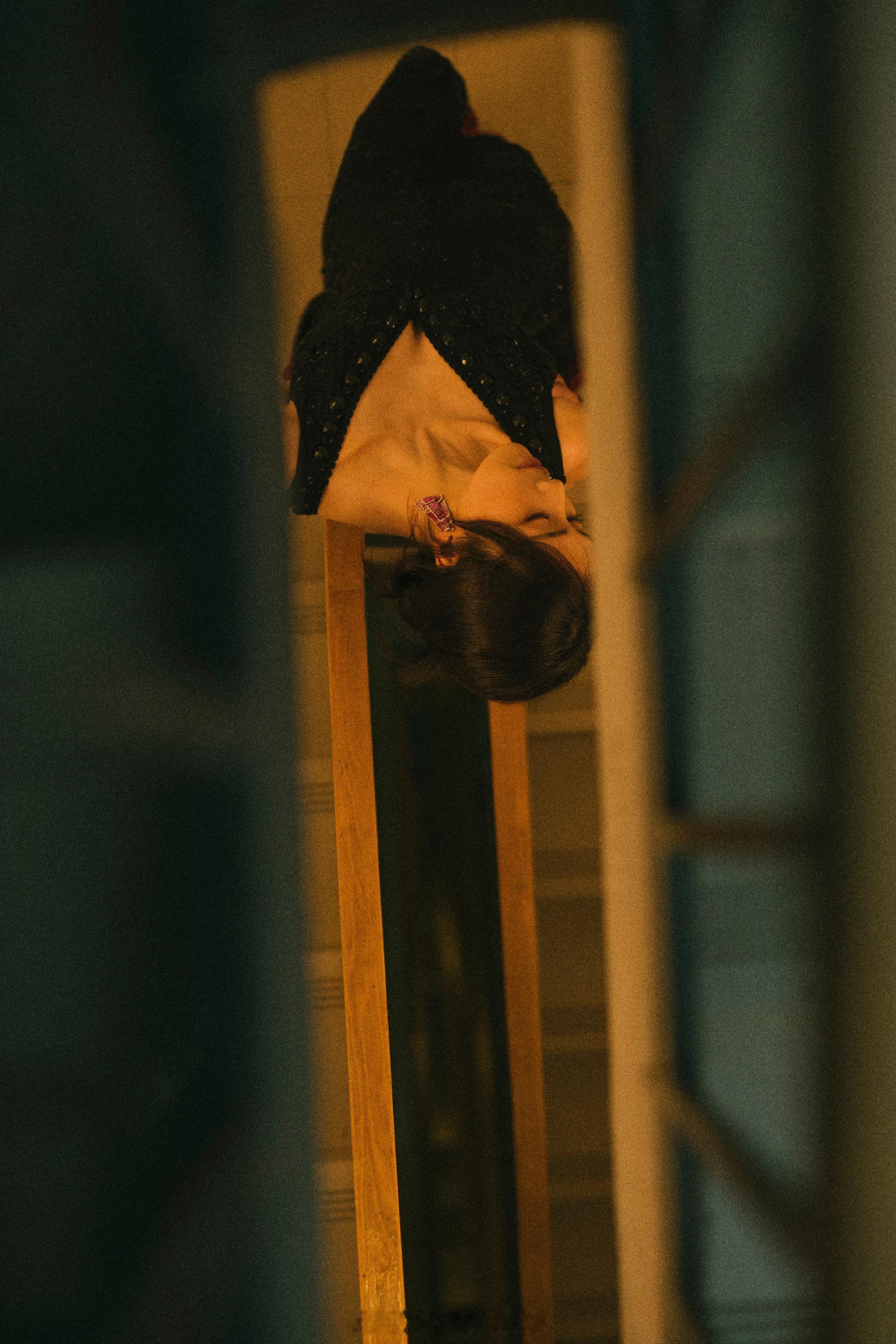 白鹿浪漫复古妩媚动人