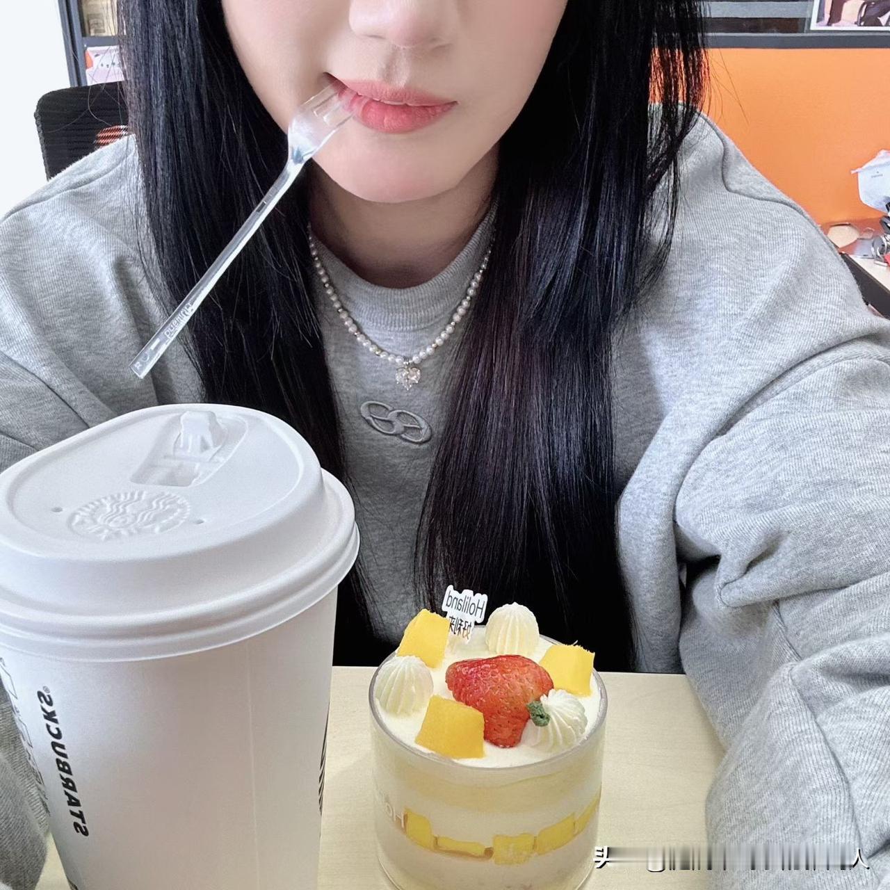 失业一年半，明天就要开始上班了！说实在话，我是真心不想去上班的，甚至有点抗拒。