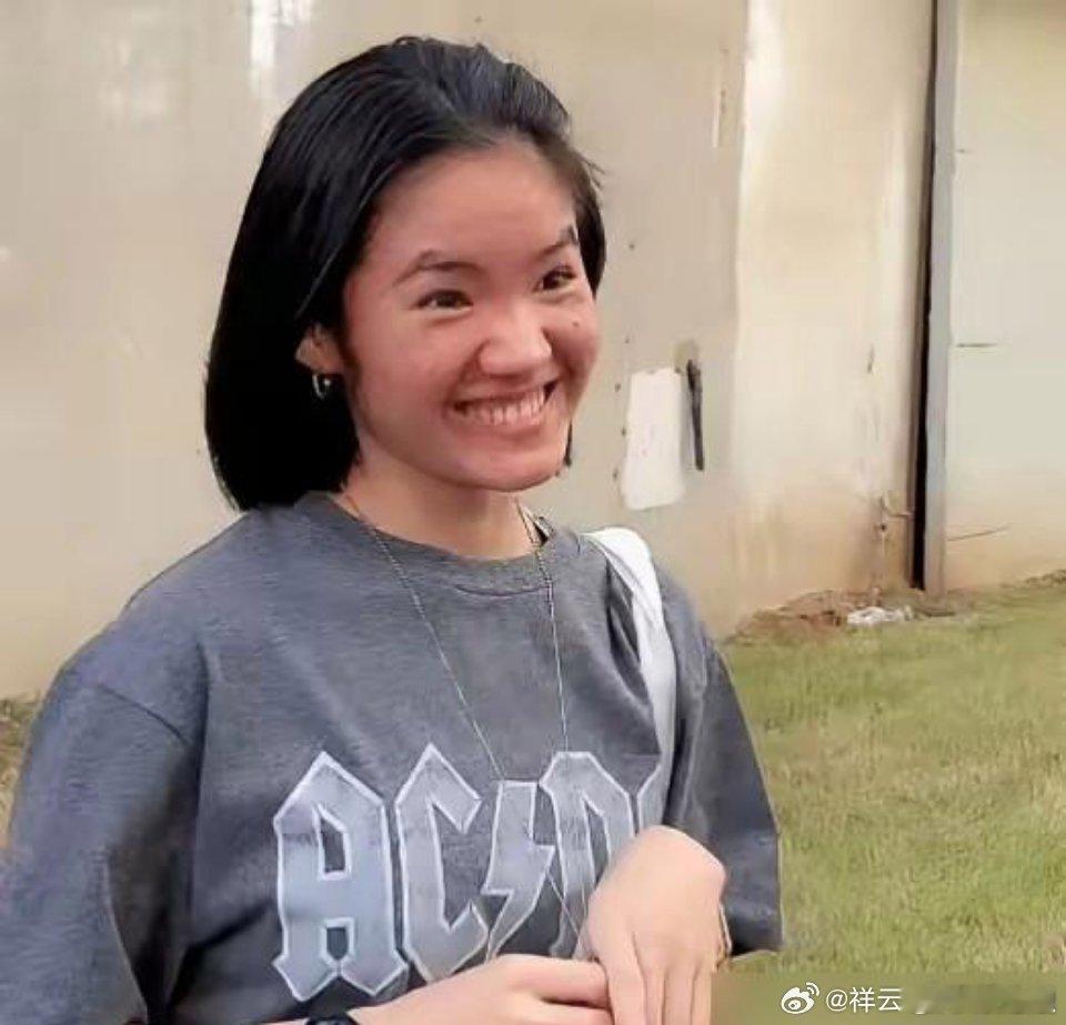 崔晋妈妈停掉李勒优零花钱这事儿，舆论场里吵得不可开交，有人骂晋妈控制欲强，有人嫌