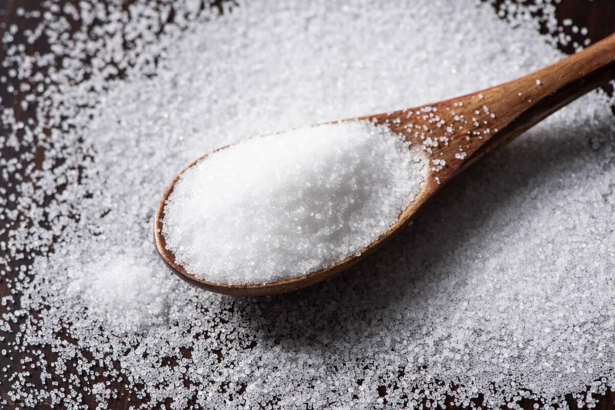医生发现：家中盐一换，每年病患少一半，建议吃4种盐，有益健康很多家庭天天做饭