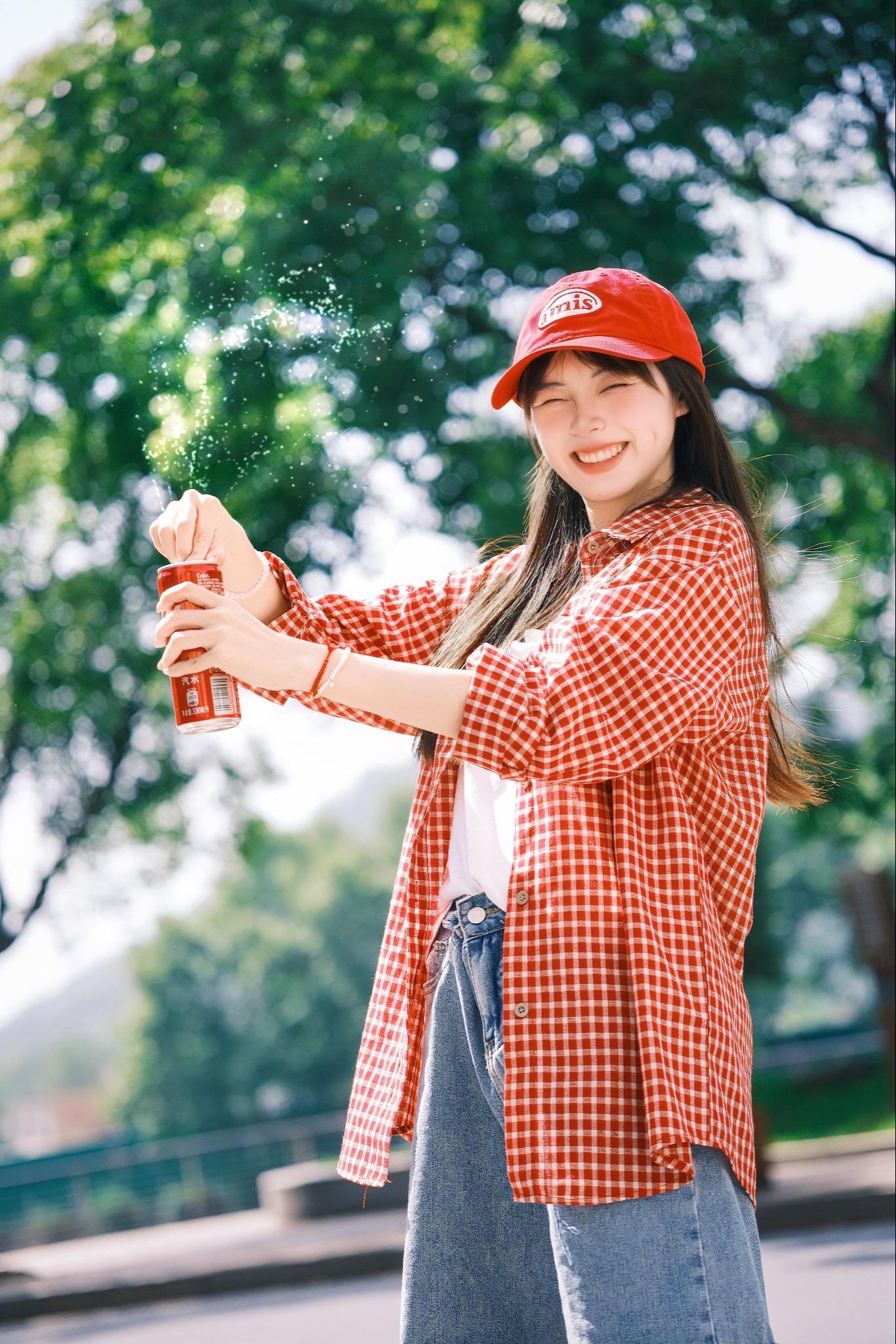 红色是夏日生命力最权威的颜色❤️。