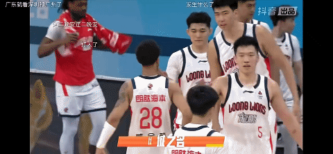 涉嫌地域黑？广州龙师球员李祥波可能要临联盟处罚了！昨晚广州龙狮与宁波的比赛结束