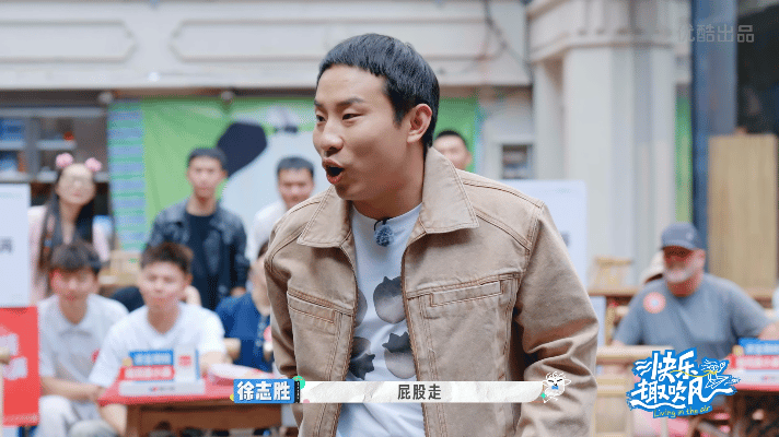 表面吵得凶，其实是在打配合，这两人太有默契了，这俩人凑在一起，真是让人笑的肚子疼